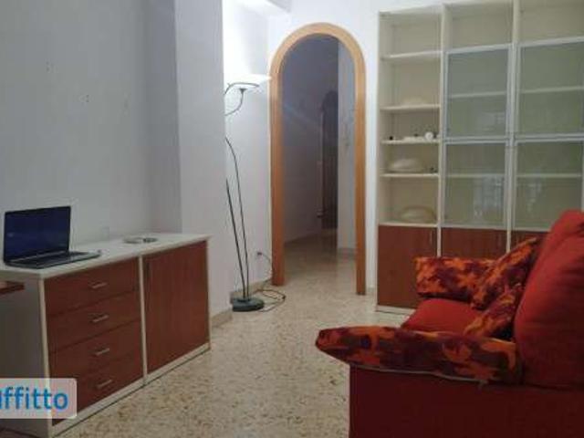 Bilocale arredato con terrazzo Napoli