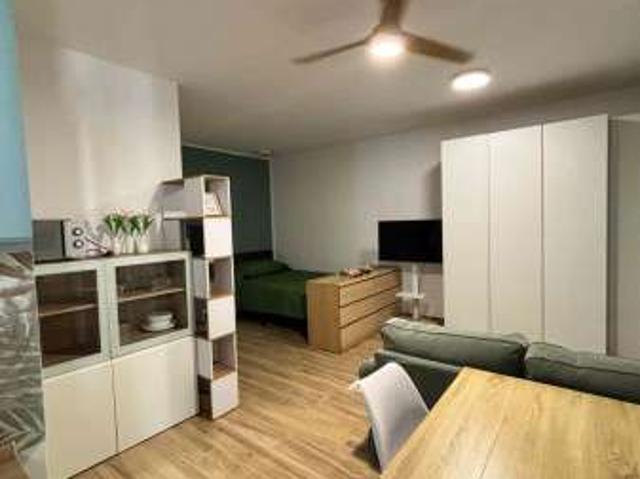 Bilocale arredato con terrazzo Saxarubra, labaro, prima porta