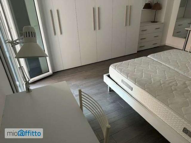Bilocale arredato con terrazzo San donato