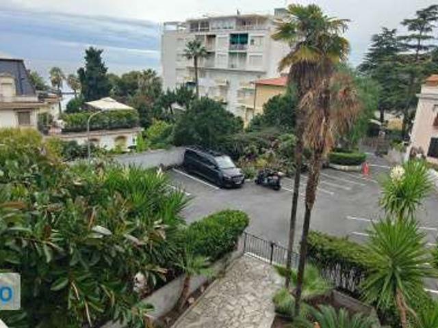 Bilocale arredato con terrazzo San Remo