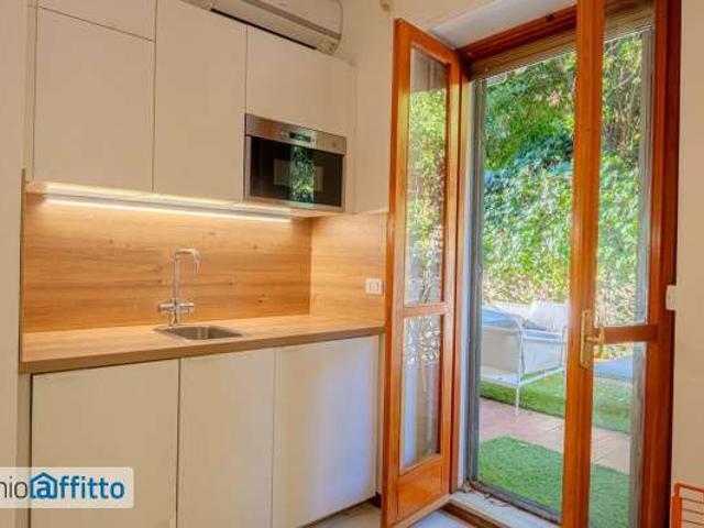 Bilocale arredato con terrazzo San Remo