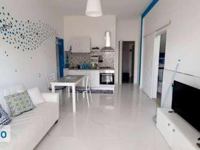 Bilocale arredato con terrazzo Scoglitti