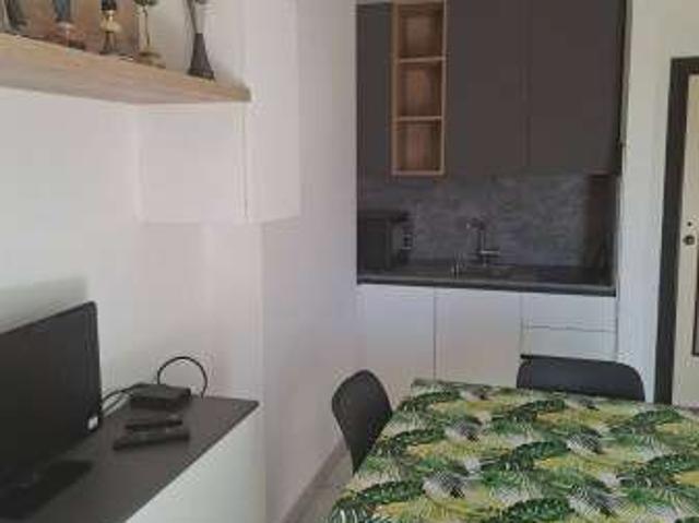 Bilocale arredato con terrazzo Scossicci
