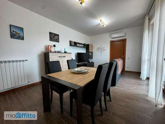 Bilocale arredato con terrazzo Settebagni, salaria
