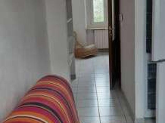 Bilocale arredato con terrazzo Semicentro