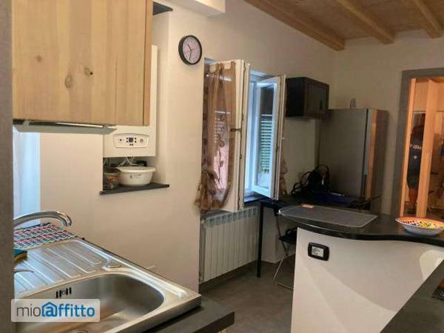 Bilocale arredato con terrazzo Sestri ponente