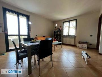 Bilocale arredato con terrazzo Pozzo d'Adda