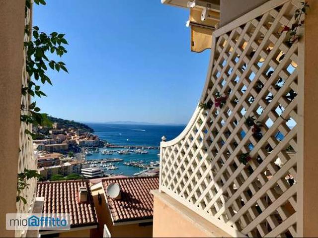 Bilocale arredato con terrazzo Porto santo stefano