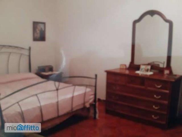 Bilocale arredato con terrazzo Palazzo Adriano