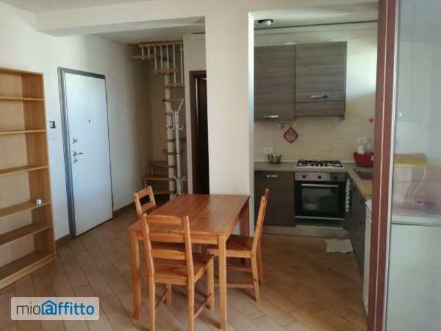 Bilocale arredato con terrazzo Pisa
