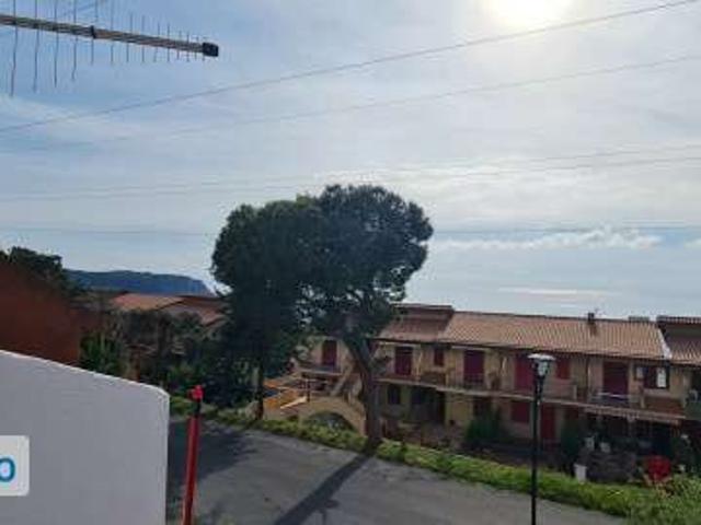Bilocale arredato con terrazzo PrAiA A Mare