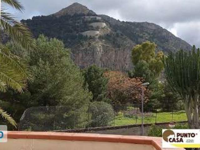 Bilocale arredato con terrazzo Tommaso natale