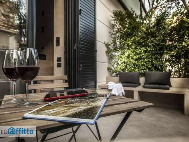 Bilocale arredato con terrazzo Tommaso natale