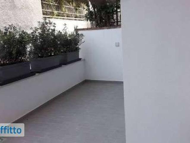 Bilocale arredato con terrazzo Tommaso natale