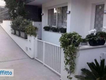 Bilocale arredato con terrazzo Tommaso natale