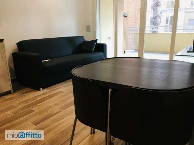 Bilocale arredato con terrazzo Trastevere, aventino, testaccio