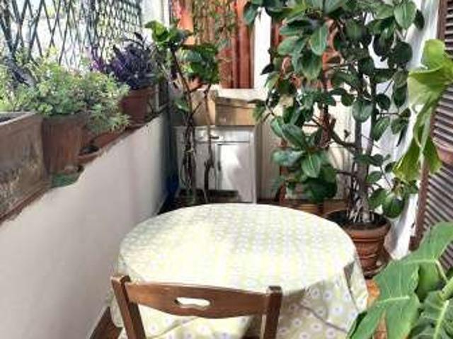 Bilocale arredato con terrazzo Trastevere, aventino, testaccio