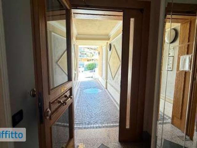 Bilocale arredato con terrazzo Trigoria, spinaceto, tor de cenci, vallerano