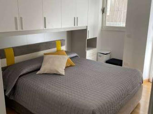 Bilocale arredato con terrazzo Trieste, salario