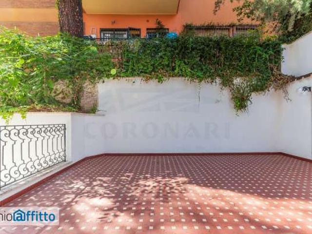 Bilocale arredato con terrazzo Trieste, salario