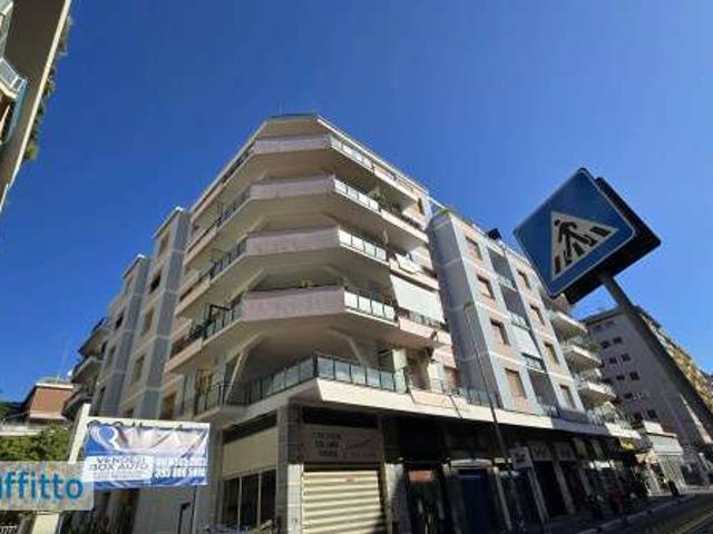 Bilocale arredato con terrazzo Trieste, salario