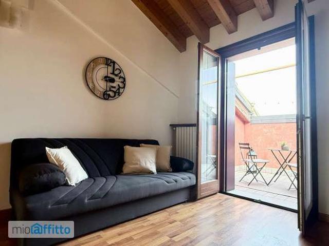 Bilocale arredato con terrazzo Villafranca Di Verona