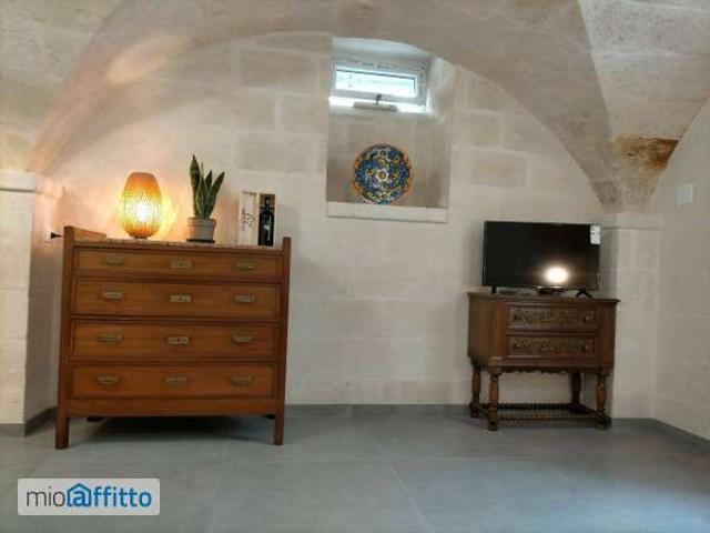 Bilocale arredato Crispiano