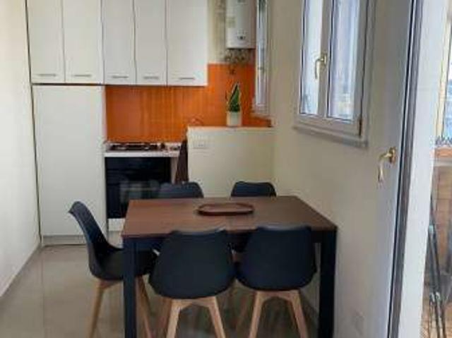 Bilocale arredato De angeli, vercelli, washinghton