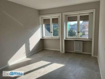 Bilocale arredato De angeli, vercelli, washinghton