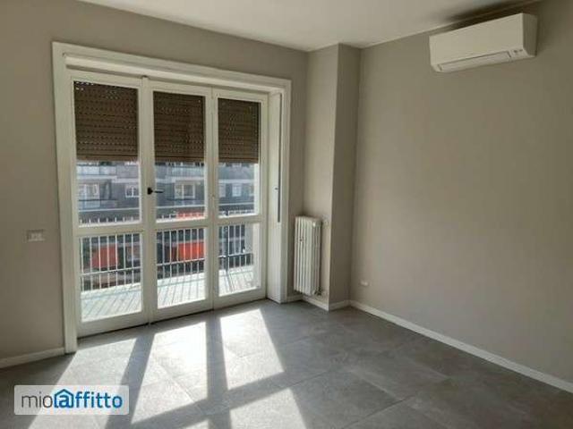 Bilocale arredato De angeli, vercelli, washinghton