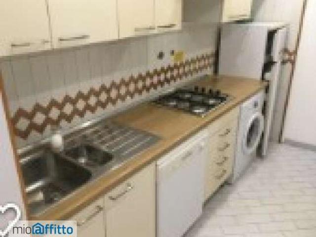 Bilocale arredato Eur, laurentino, checchignola, montagnola, fonte meravigliosa