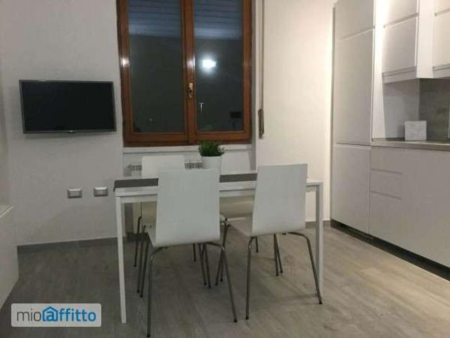 Bilocale arredato Greco, monza, palmanova, bicocca