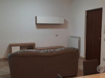 Bilocale arredato in villa