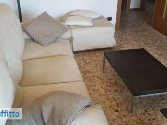 Bilocale arredato Intra centro storico