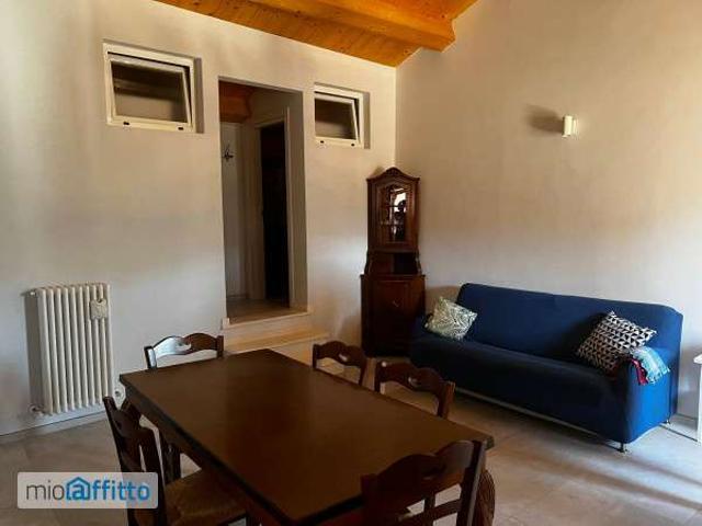 Bilocale arredato L'Aquila