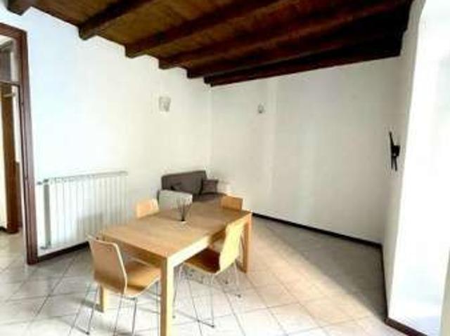 Bilocale arredato Lovere