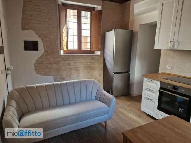 Bilocale arredato Mantova