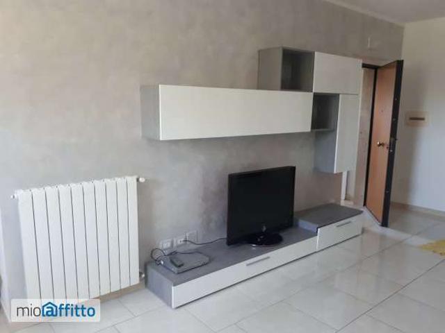 Bilocale arredato Marconia