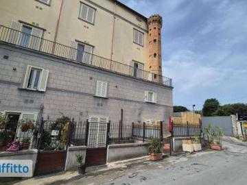 Bilocale arredato con terrazzo Napoli