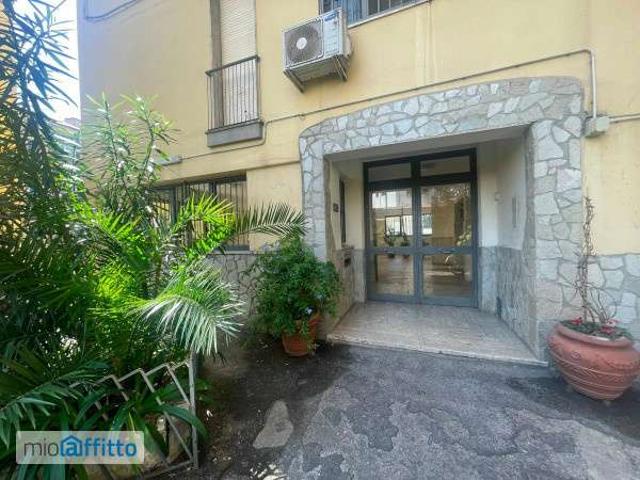 Bilocale arredato Napoli
