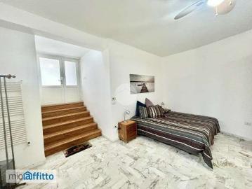 Bilocale arredato Napoli