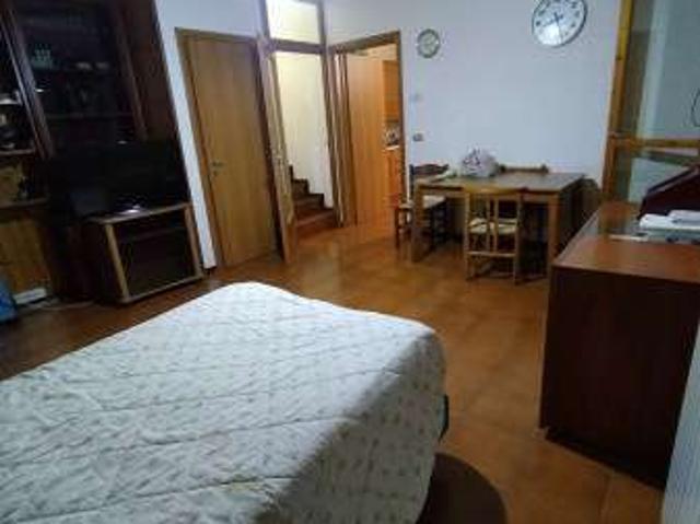 Bilocale arredato Santa viola