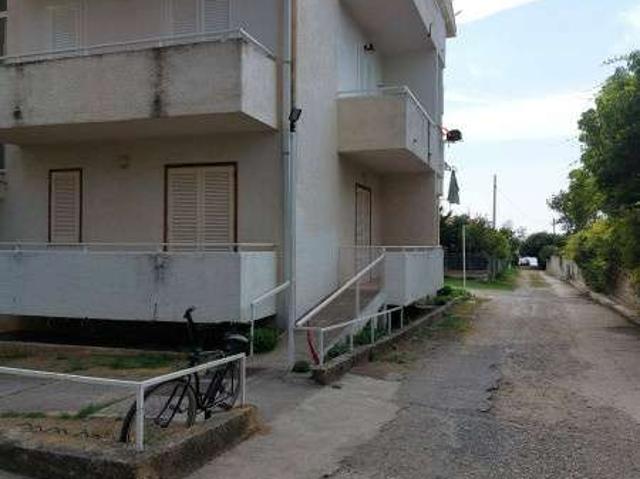 Bilocale arredato Sangineto lido
