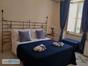 Bilocale arredato Salerno