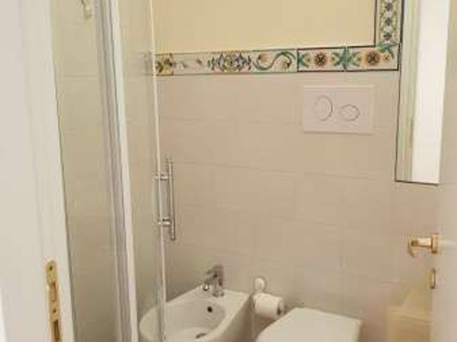 Bilocale arredato Salerno