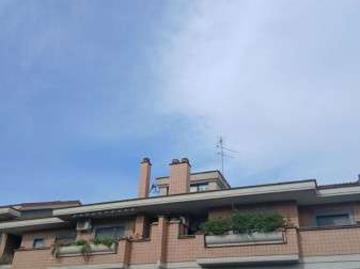 Bilocale arredato Saxarubra, labaro, prima porta