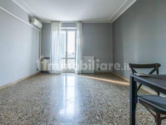 Bilocale Borgo 20 Marzo 1, Centro Storico, Parma