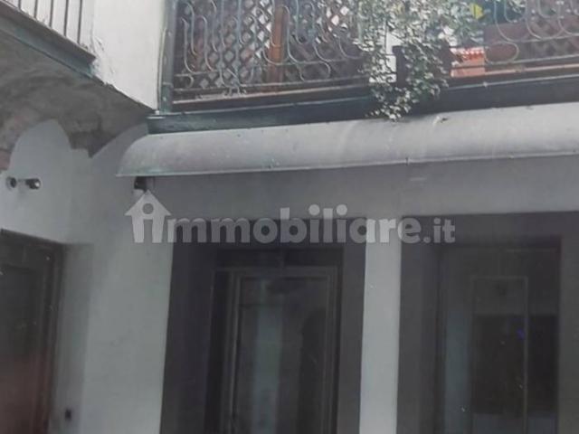 Bilocale Borgo del Correggio, Centro Storico, Parma