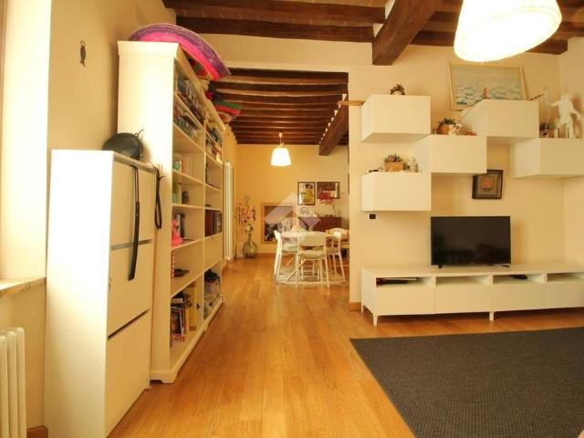 Bilocale Borgo Riccio da Parma 41, Centro Storico, Parma