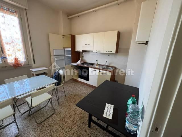 Bilocale buono stato, terzo piano, Alberti Bellariva, Firenze